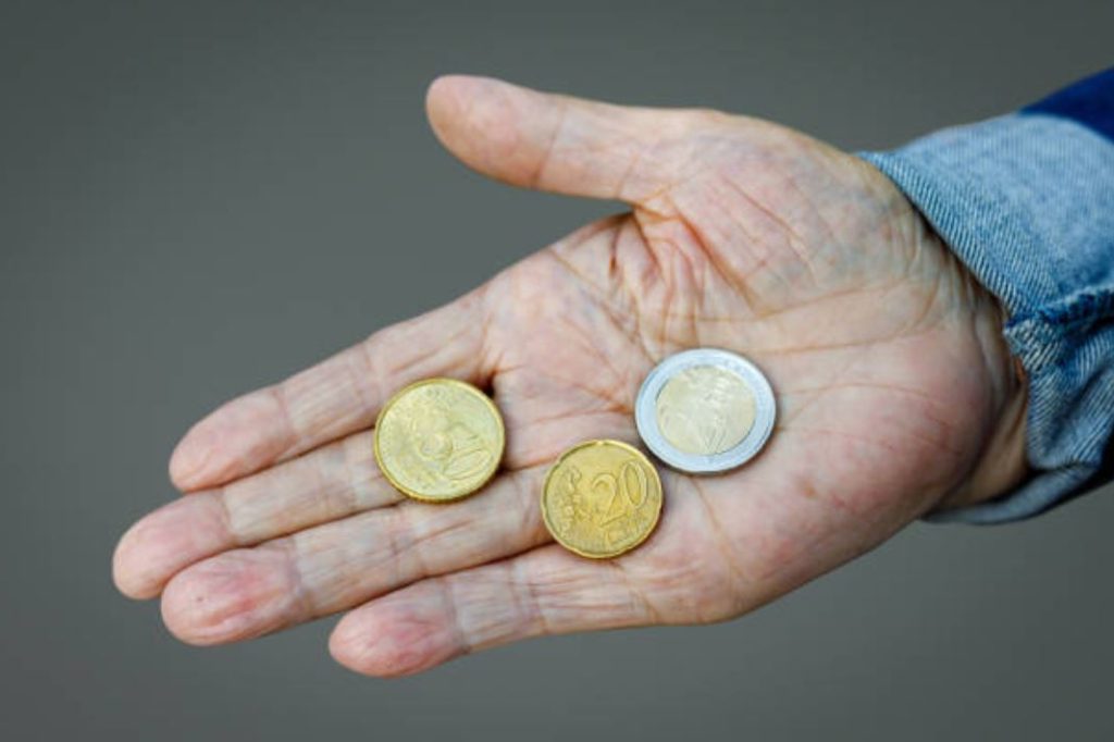 pieces_iStock_LariBat